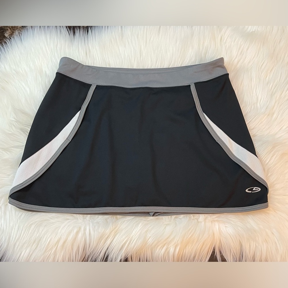 Champion Women’s Gold/ Tennis Skirt Black & Gray Size XL (14/16)